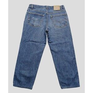 Vintage Levi's 550 Relaxed Fit Short Man W38 L27 Red Tab Jeans USA Made '01